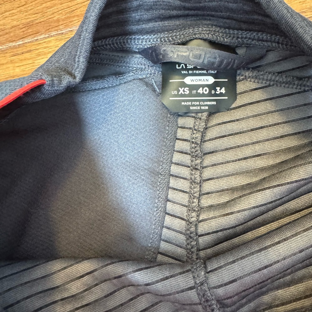 Womens La Sportiva Circuit Shorts - Picture 5 of 10
